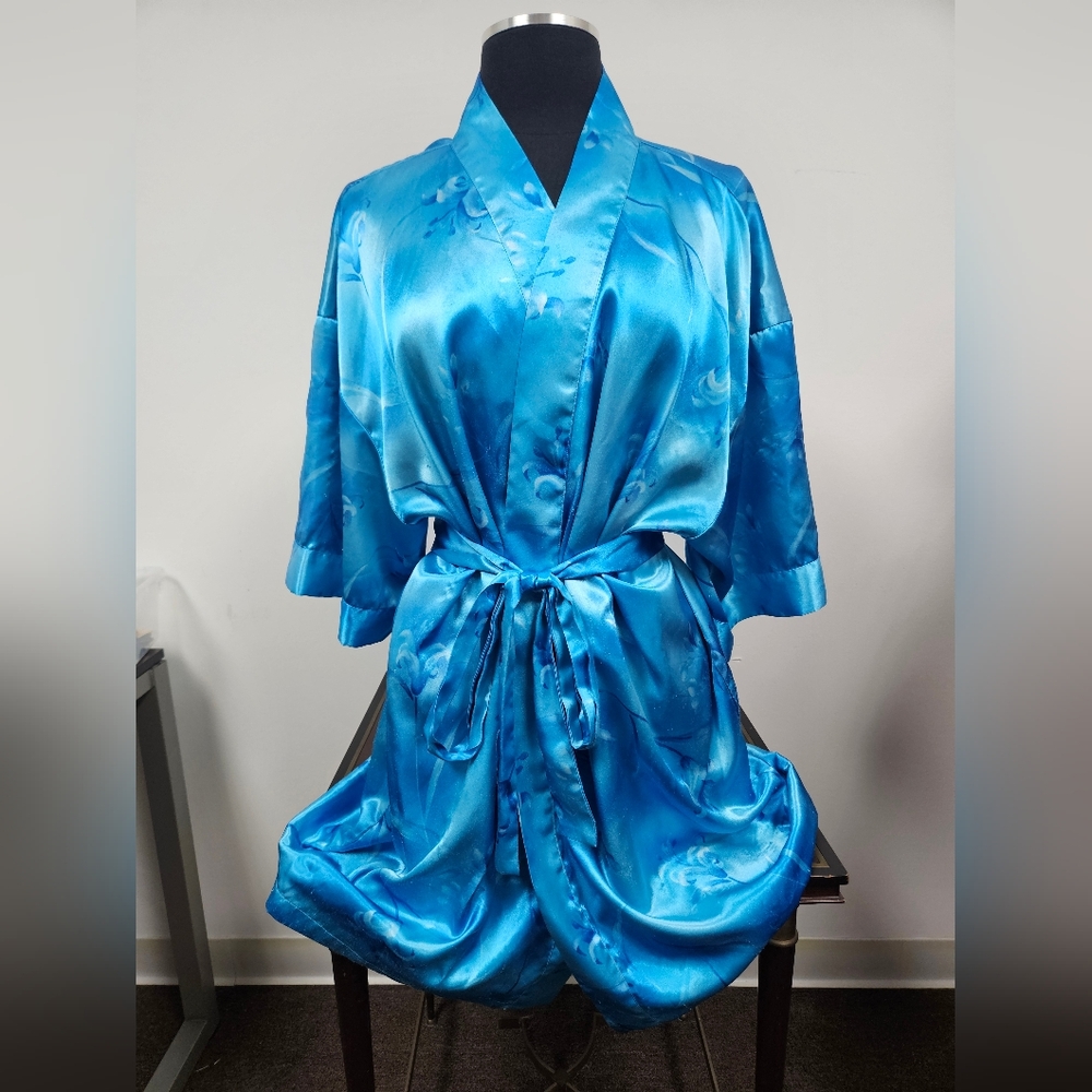 evandale intimates robe M/L
